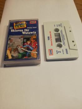 TKKG Folge 65 Sklaven für Wutawia Weiß mit Blau Roten Druck 514325.0 Europa